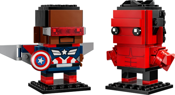 Captain America en Rode Hulk figuren