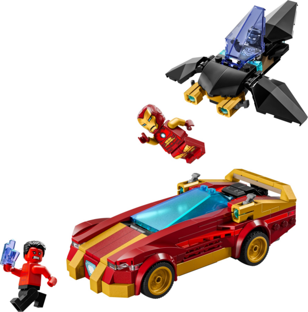 Iron Mans auto en Black Panther vs. Rode Hulk